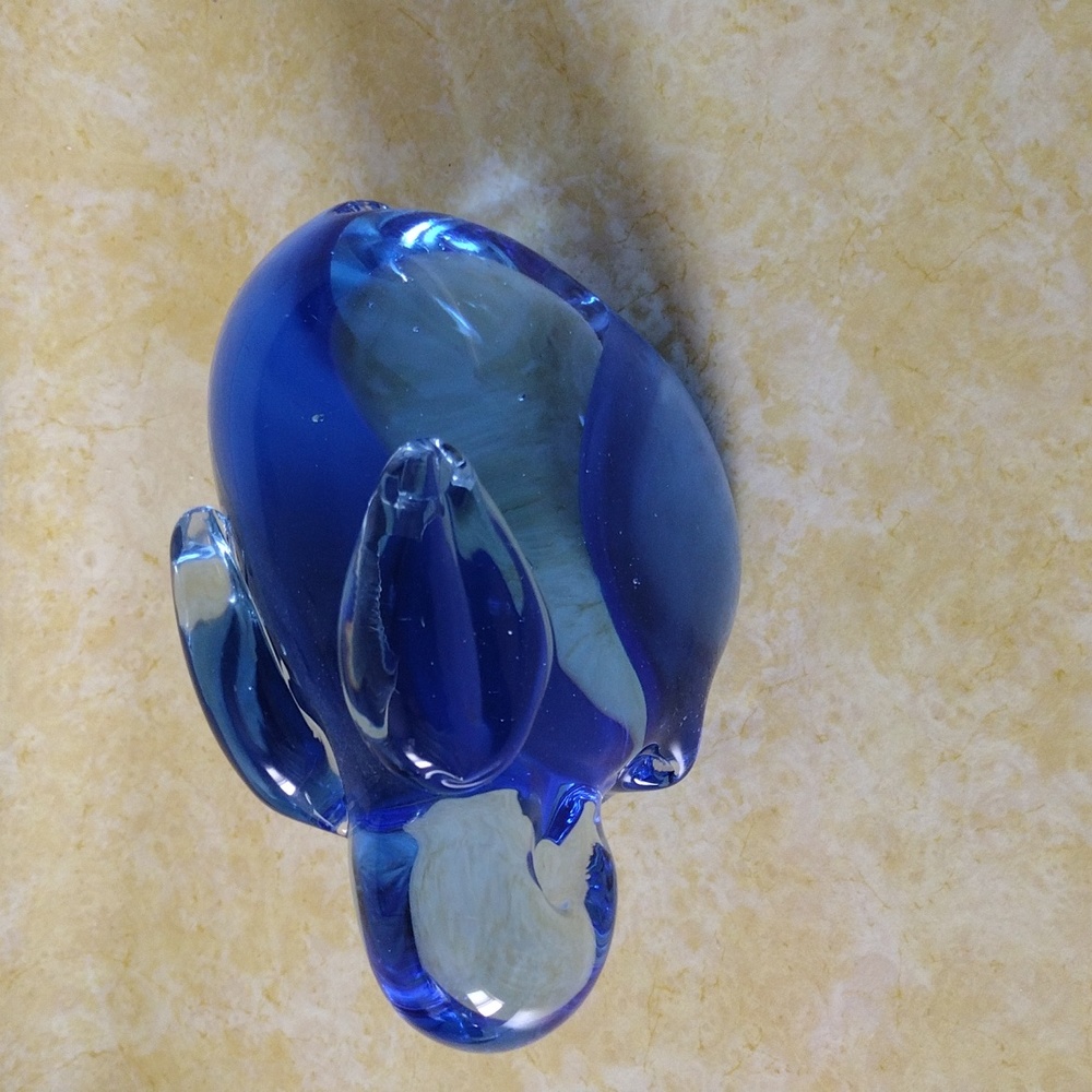 Blue Bunny Art Glass Paperweight - Picture 3 of 8